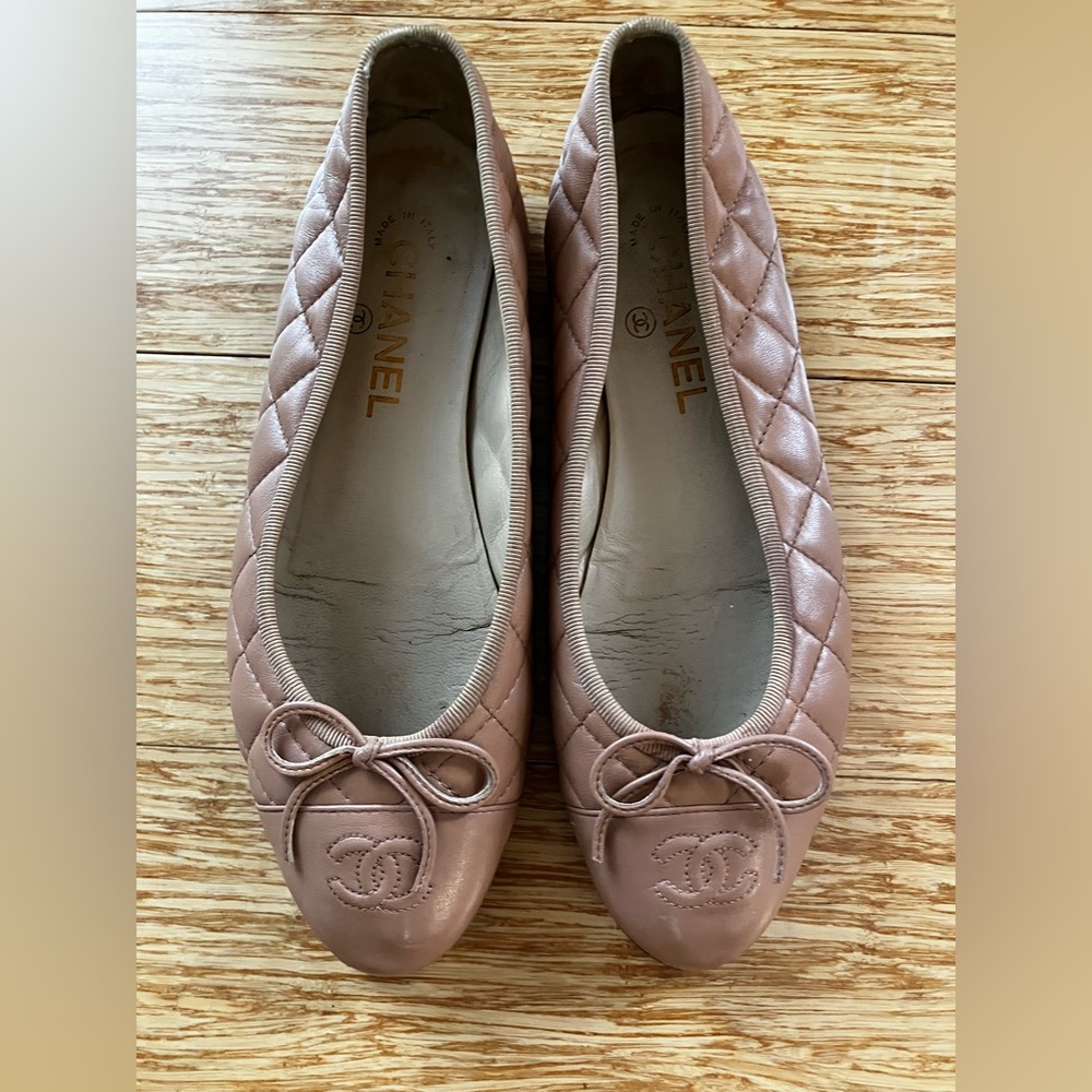 beige quilted Chanel ballet flats